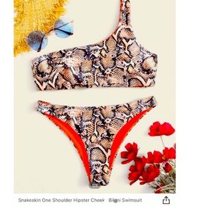 SHEIN REVERSIBLE snakeskin off the shoulder bikini